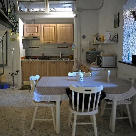 بيت للعطل Villino Annapaola